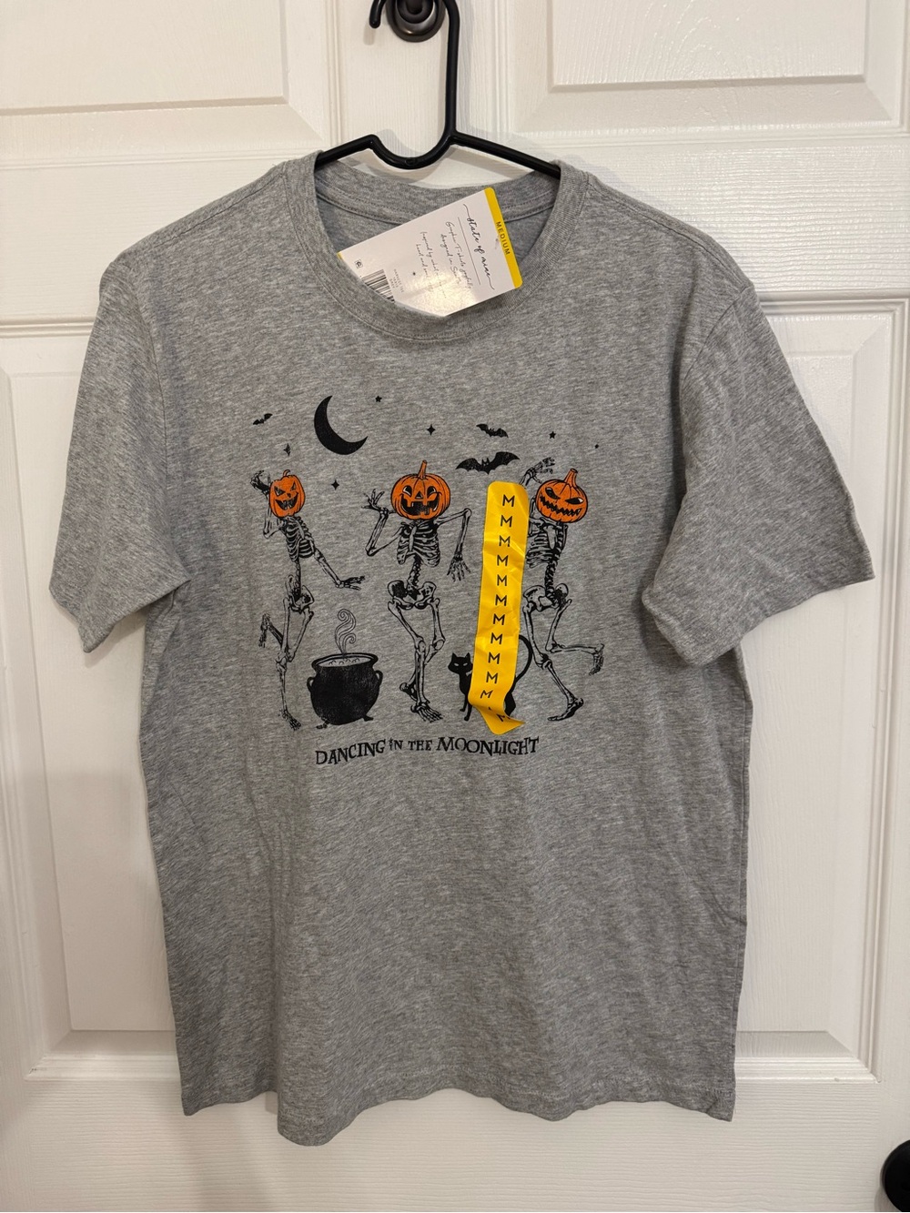 State of Mind Gray Short Sleeve Tee with Halloween Pumpkin Skeleton Graphic